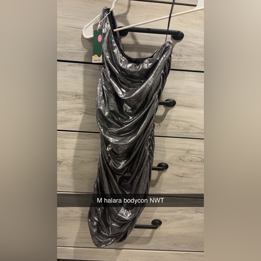 Halara bodycon M